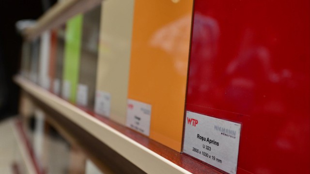 Gama extinsa de culori